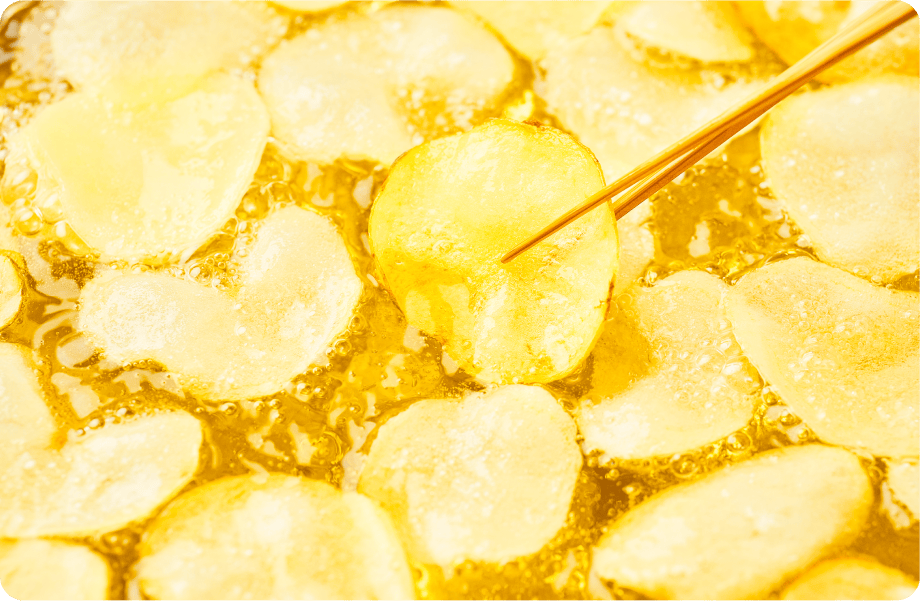 あげたてでしか感じられないポテトチップスの香りはやみつきになること間違いなし！