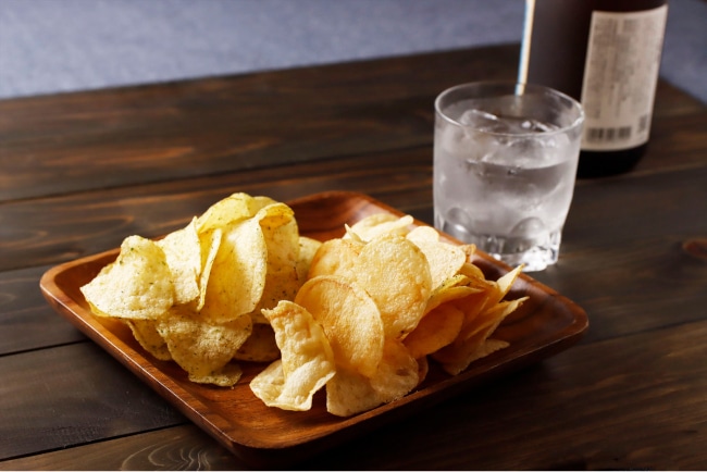 今金男しゃくと芋焼酎はまろやかで奥深い甘みが感じられる組み合わせ